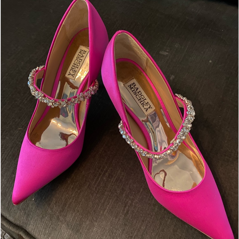 Badgley Mischka Theory Hot Pink Satin Embellished Pumps New 7.5